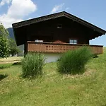 Ferienhaeuser Wurian *
